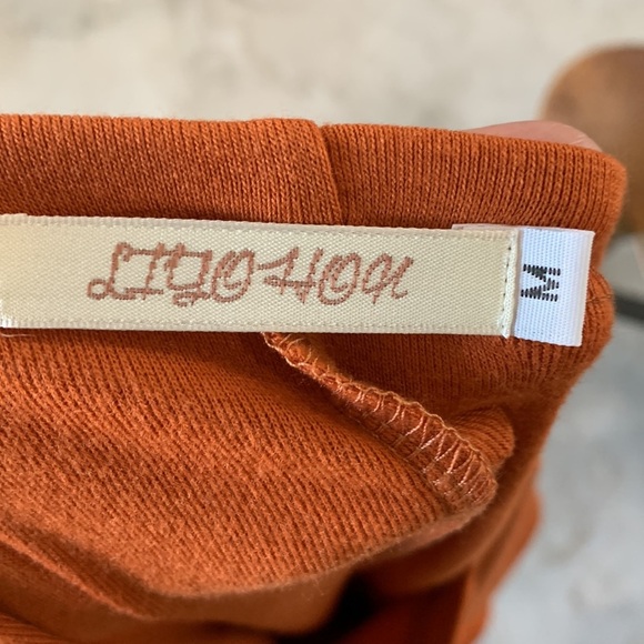 Burnt Orange Long Sleeve Batwing Tee. Size L (85) - Picture 6 of 10